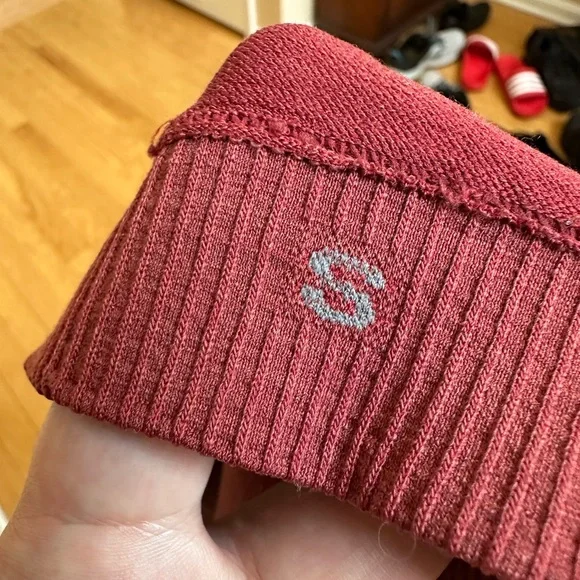 lululemon athletica Keep the Heat Top - Red Size S - Picture 10 of 10